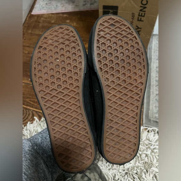 Vans size 6 - Picture 3 of 4